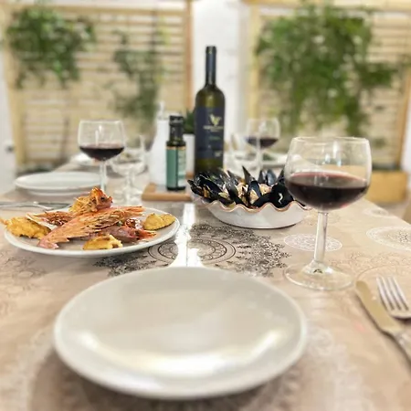 Grace - With Large Veranda, Casa vacanze